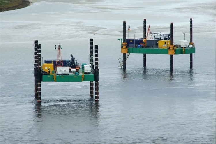 ভূতাত্ত্বিক অন্বেষণ স্ব-উন্নত প্ল্যাটফর্ম